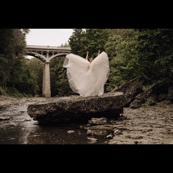 Meet your Posher, Carling - Picture 1 of 1